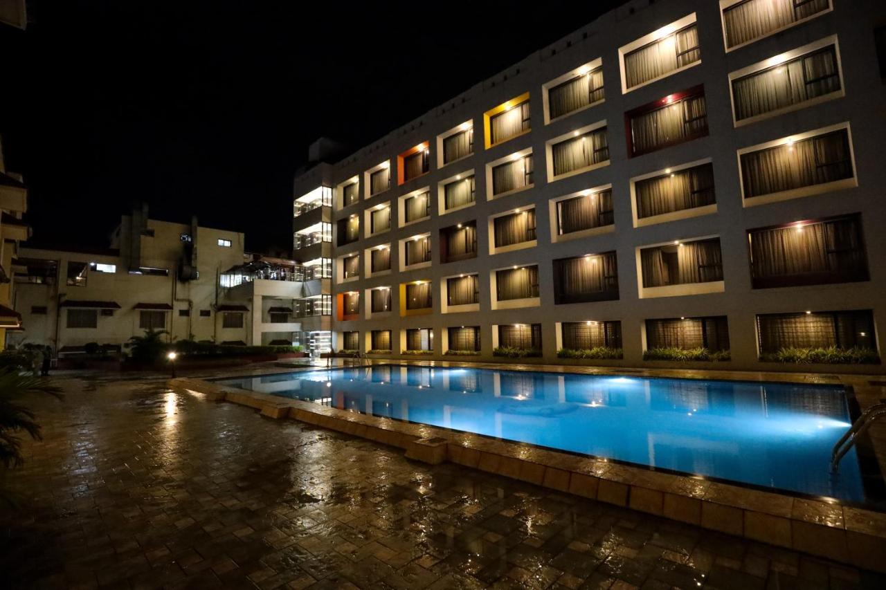 Hotel Atithi, Aurangabad Exteriér fotografie