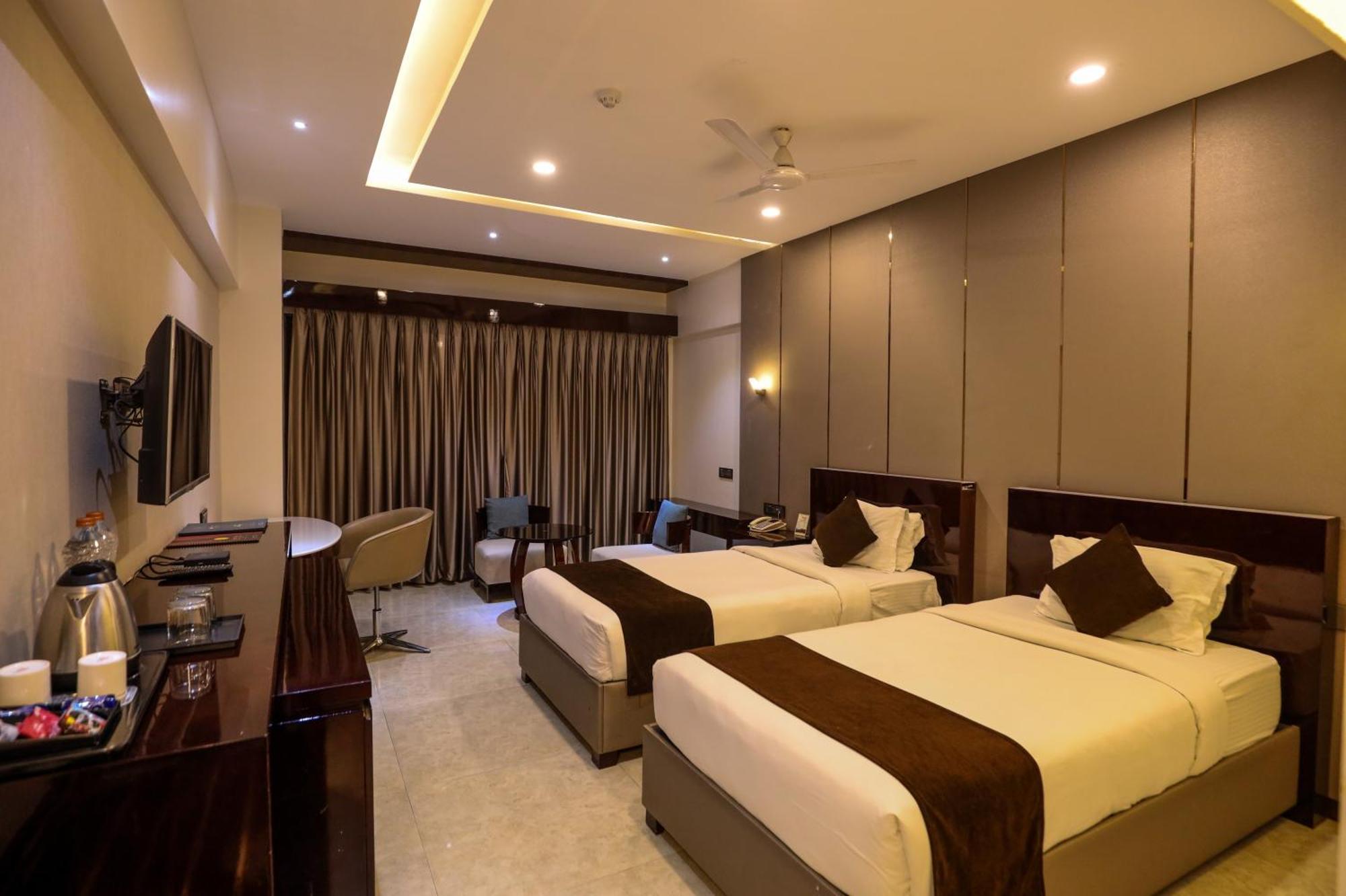 Hotel Atithi, Aurangabad Exteriér fotografie