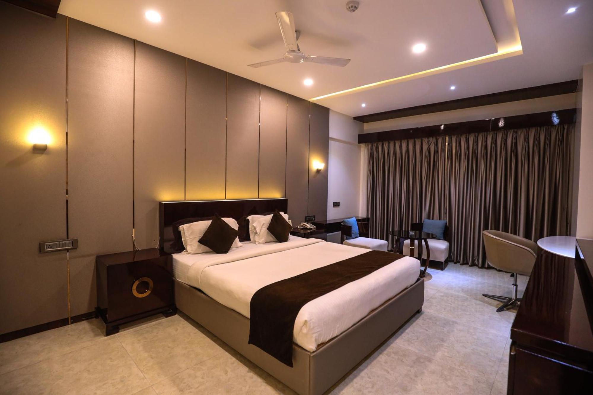 Hotel Atithi, Aurangabad Exteriér fotografie